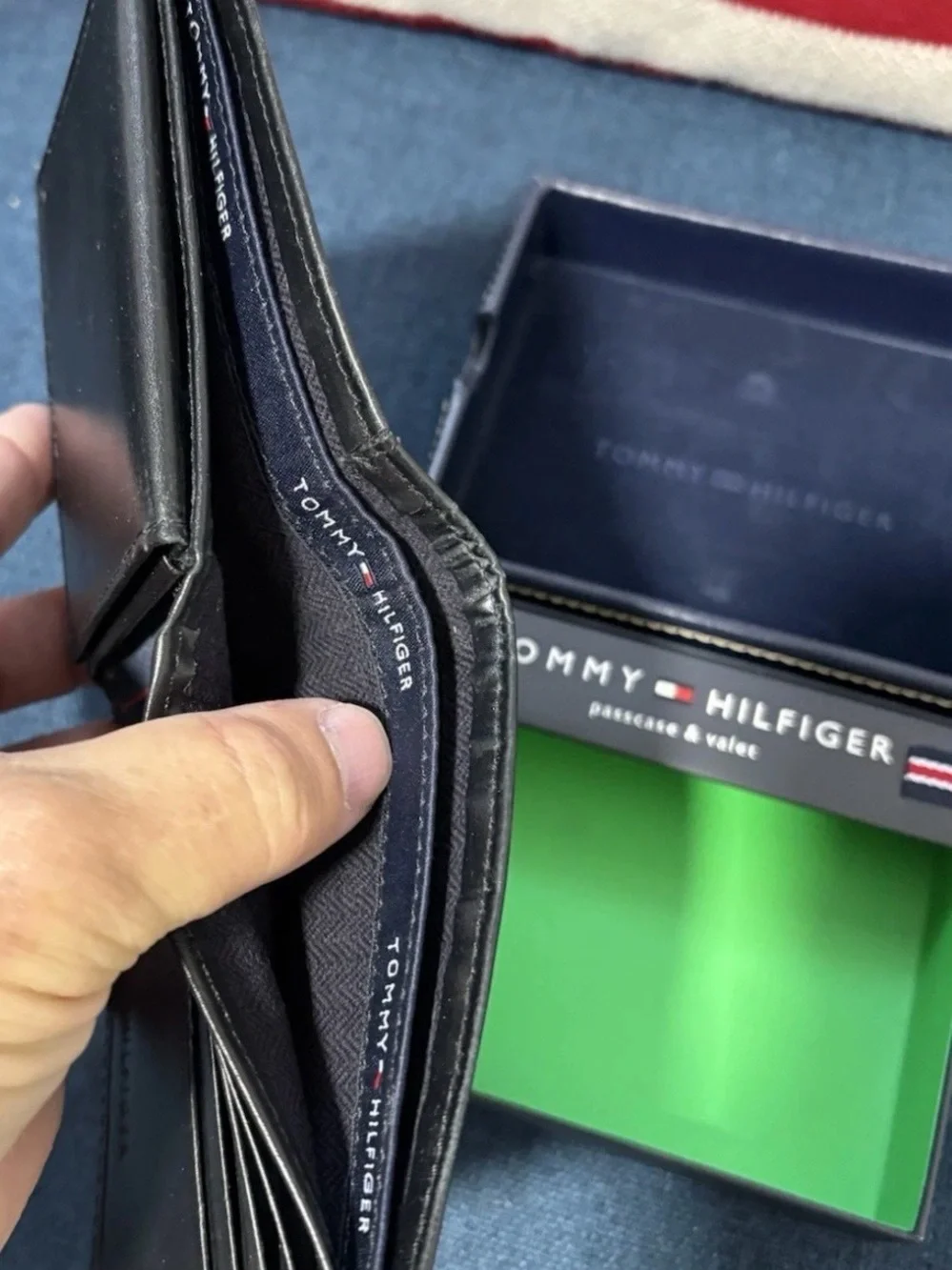 Tommy Hilfiger Black Leather Bi-Fold Wallet with ID Window